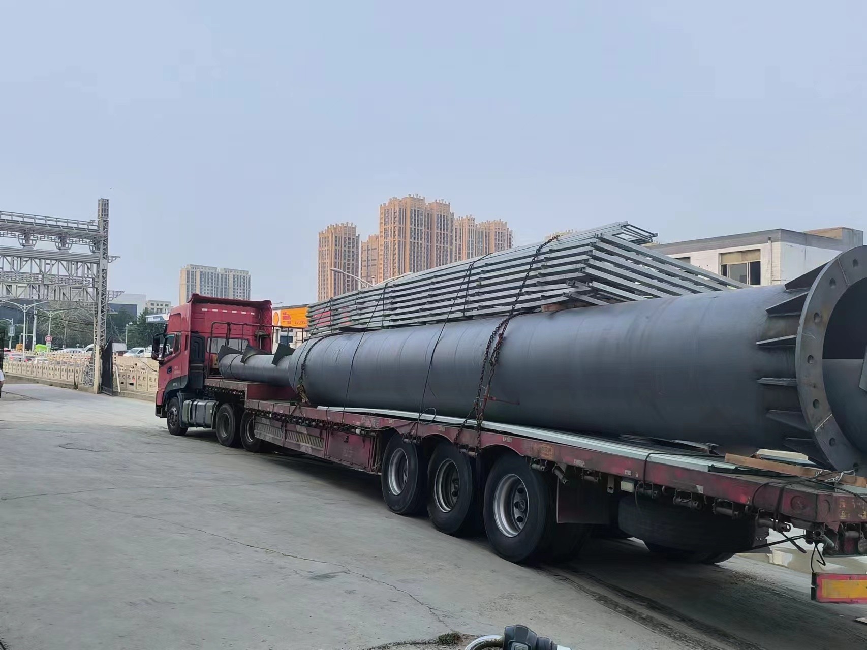 內蒙古鄂爾多斯擎天柱廣告牌發貨